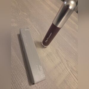 R.E.M. Beauty Gloss Bomb - Deep Berry